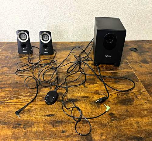 Logitech z313 1 - logitech,